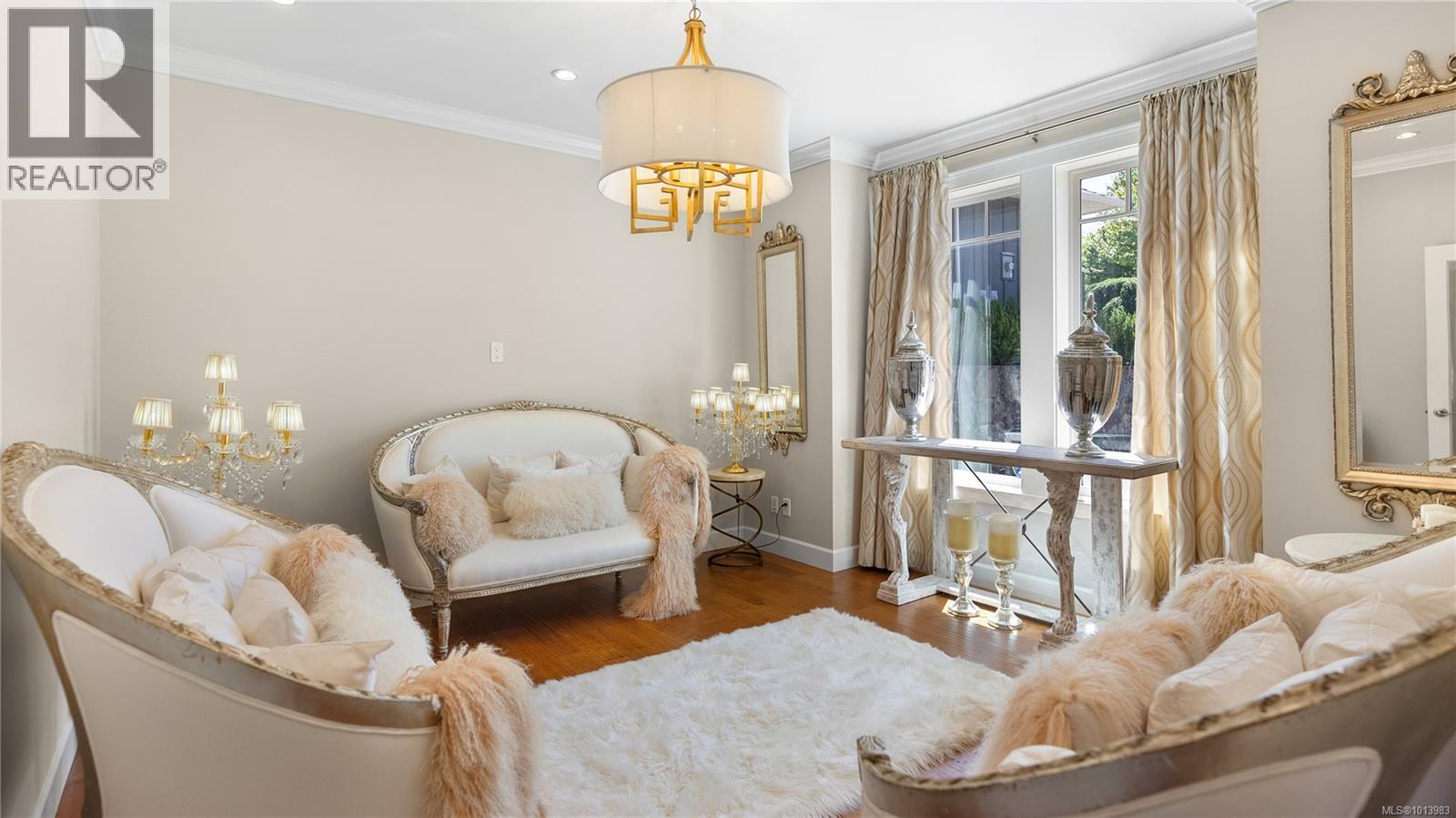 Property at 2328 Nicklaus Dr image 2