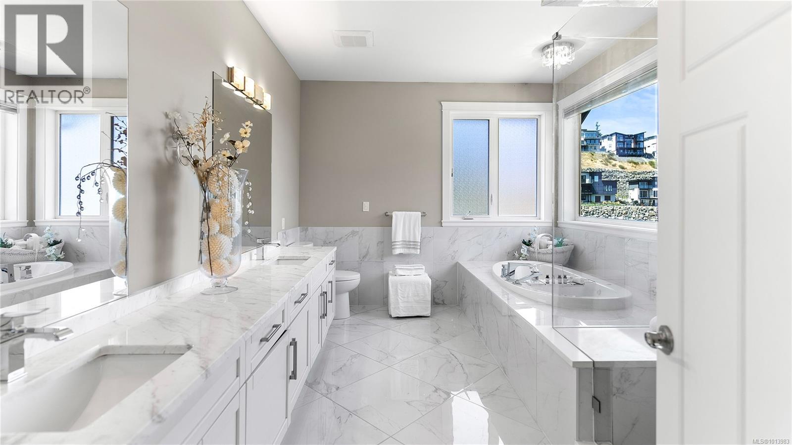 2328 Nicklaus Dr, Langford, British Columbia  V9B 0L2 - Photo 28 - 1013983