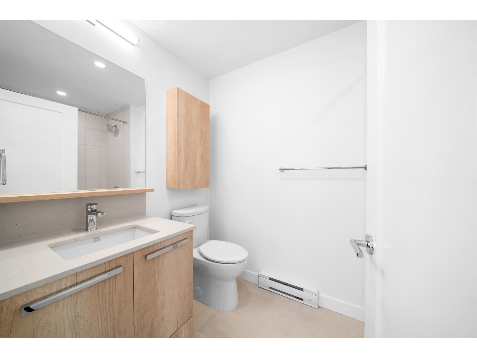 419 13788 76 Avenue, Surrey, British Columbia  V3W 8J5 - Photo 13 - R3047213
