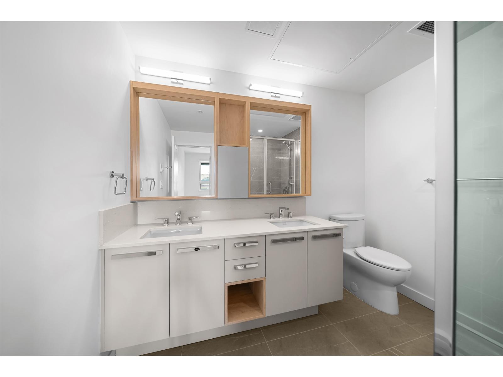 419 13788 76 Avenue, Surrey, British Columbia  V3W 8J5 - Photo 15 - R3047213