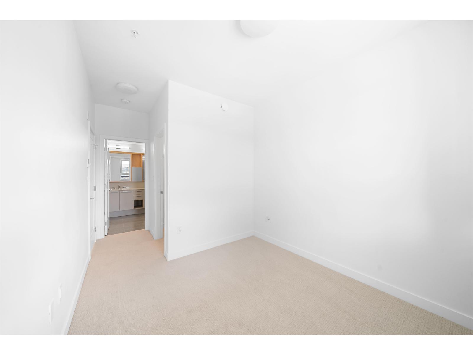 419 13788 76 Avenue, Surrey, British Columbia  V3W 8J5 - Photo 14 - R3047213