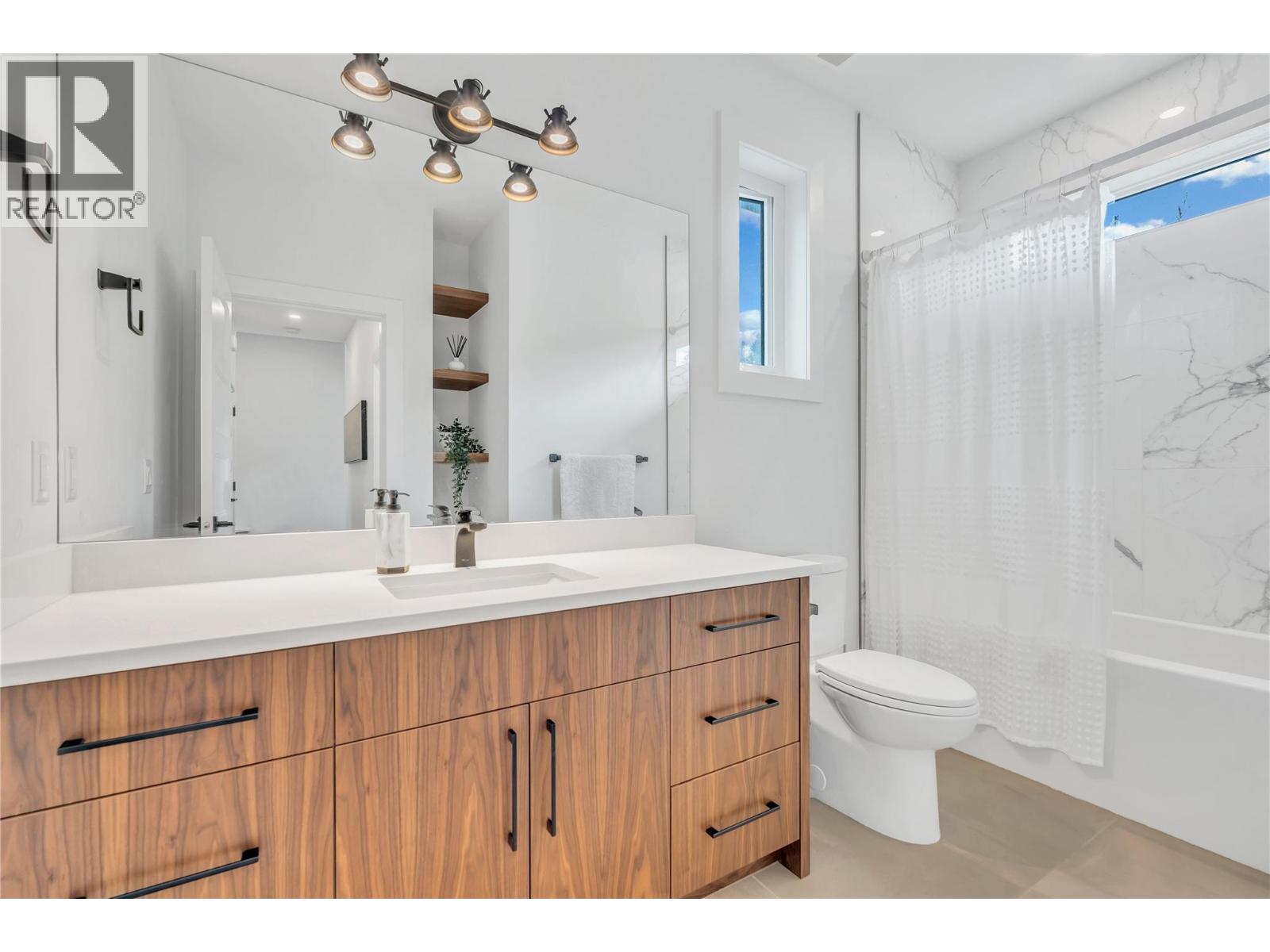 2129 Ensign Quay, West Kelowna, British Columbia  V4T 1V1 - Photo 18 - 10362913