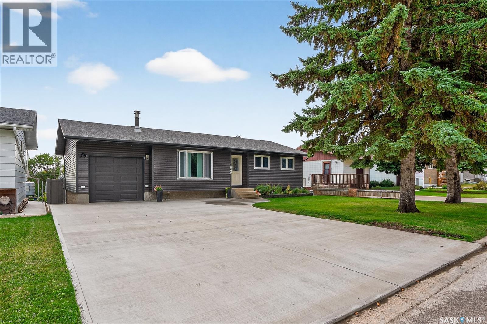 1039 Hochelaga Street W, Moose Jaw, Saskatchewan  S6H 2J1 - Photo 50 - SK018485