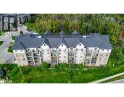 40 FERNDALE Drive S Unit# 402, Barrie, Ontario