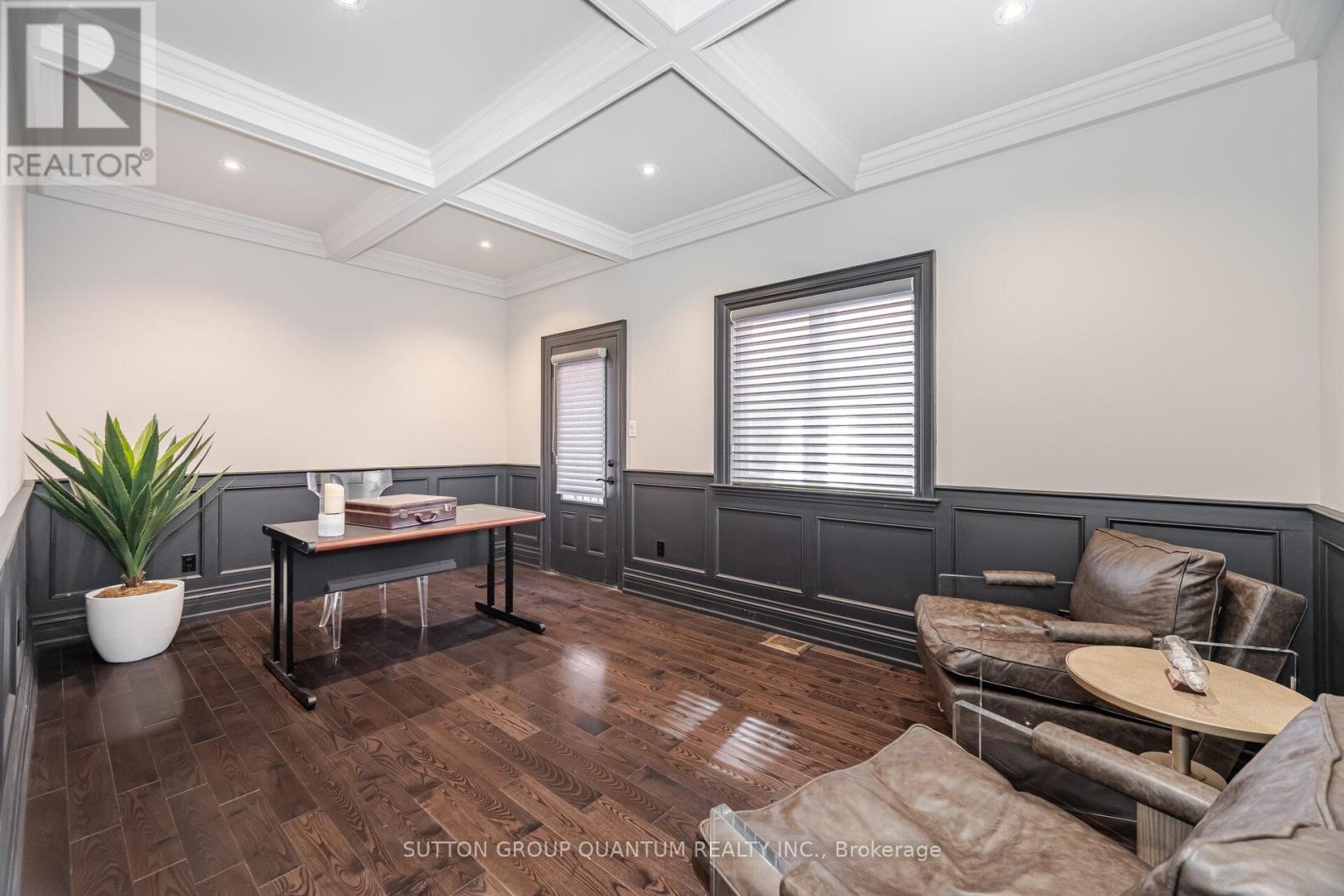 2563 Cliff Road, Mississauga, Ontario  L5A 2P5 - Photo 21 - W12406462