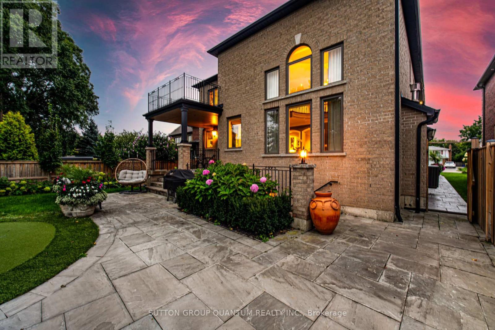 2563 Cliff Road, Mississauga, Ontario  L5A 2P5 - Photo 48 - W12406462