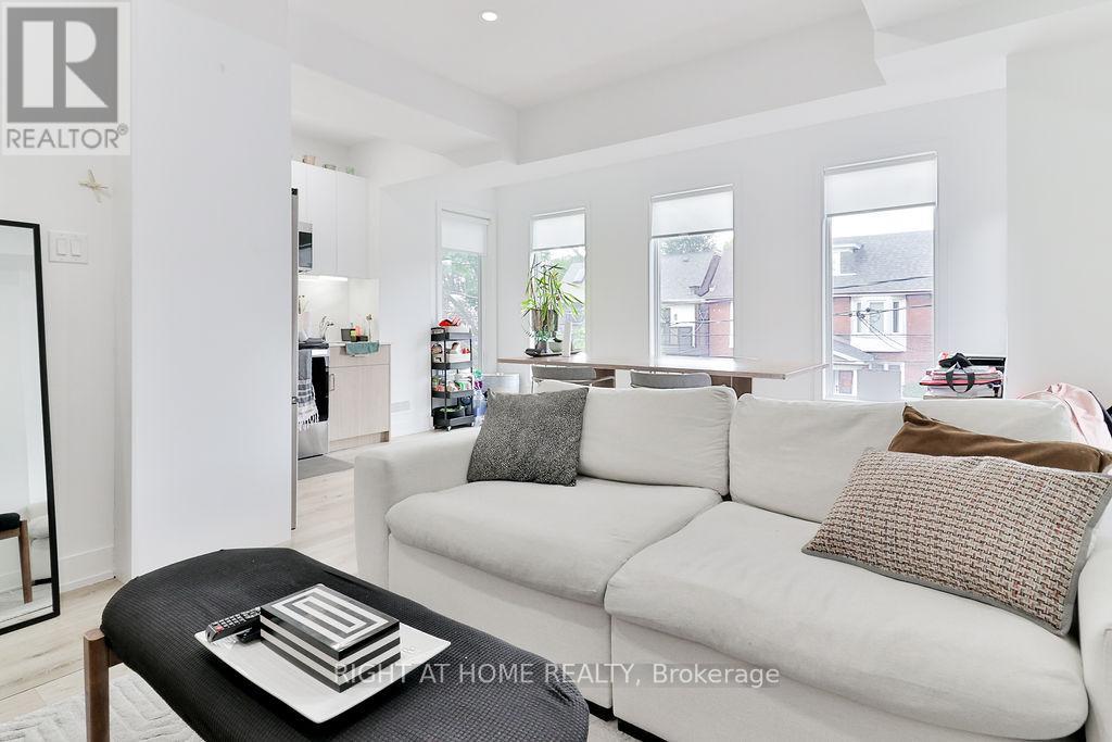 45 Brock Avenue, Toronto, Ontario  M6K 2K9 - Photo 18 - W12406528