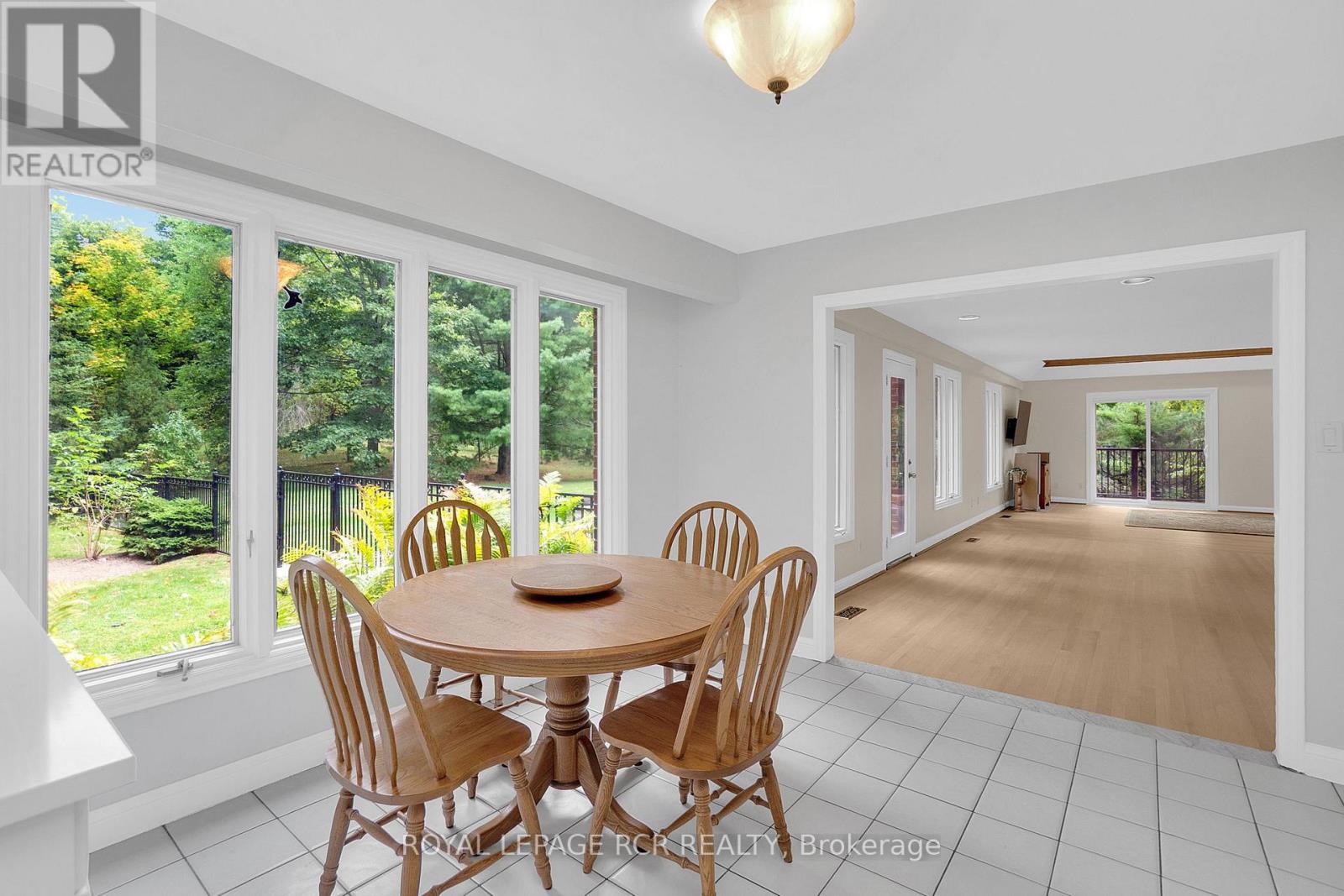 8225 Finnerty Side Road, Caledon, Ontario  L7E 0H6 - Photo 15 - W12406535