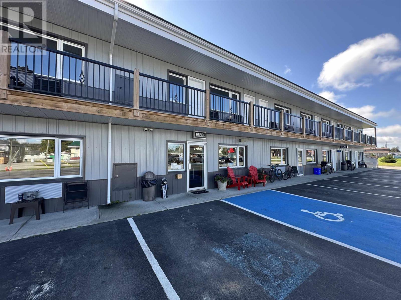 171 Mission Rd, Wawa, Ontario  P0S 1K0 - Photo 4 - SM251587