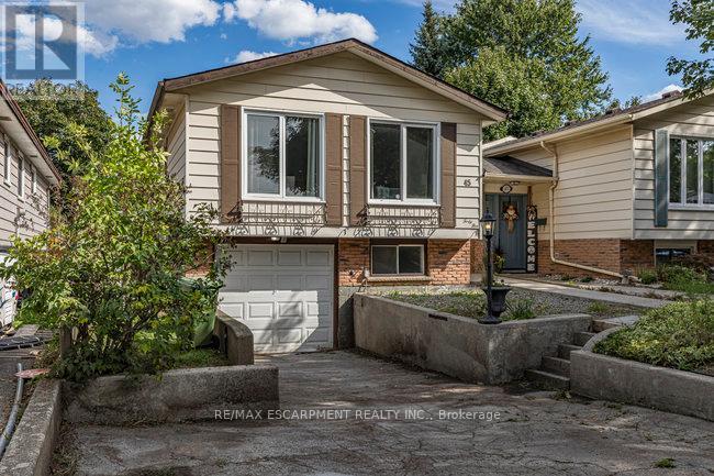 45 Fonthill Road, Hamilton, Ontario  L9C 6A1 - Photo 3 - X12406478