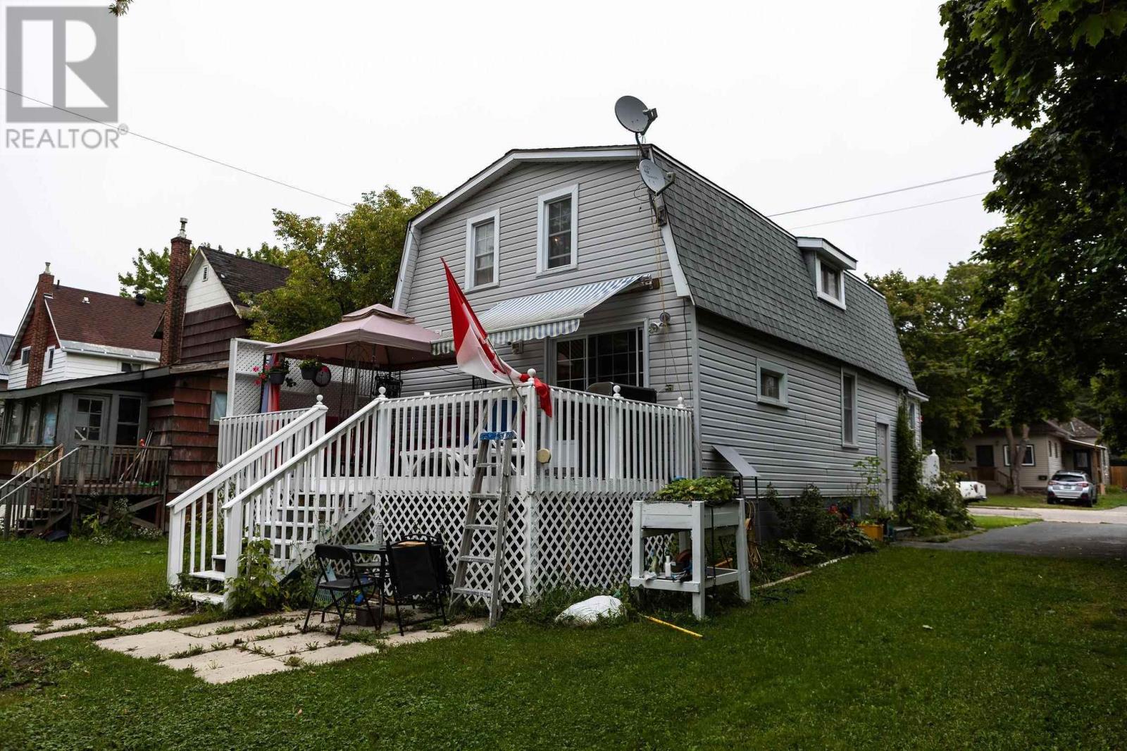 211 Spruce St, Sault Ste. Marie, Ontario  P6B 2H1 - Photo 5 - SM252650