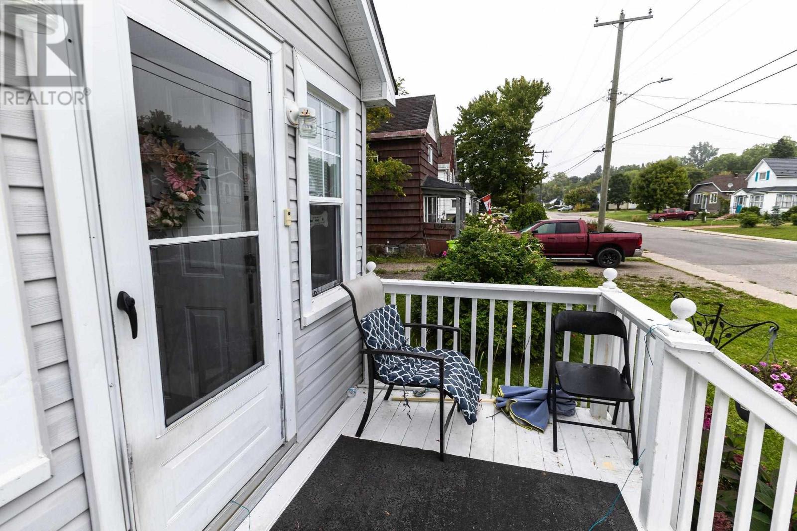 211 Spruce St, Sault Ste. Marie, Ontario  P6B 2H1 - Photo 6 - SM252650