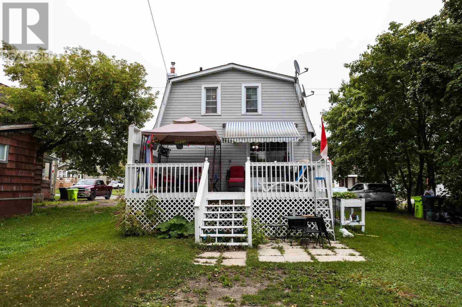 211 Spruce St, Sault Ste. Marie, Ontario  P6B 2H1 - Photo 7 - SM252650