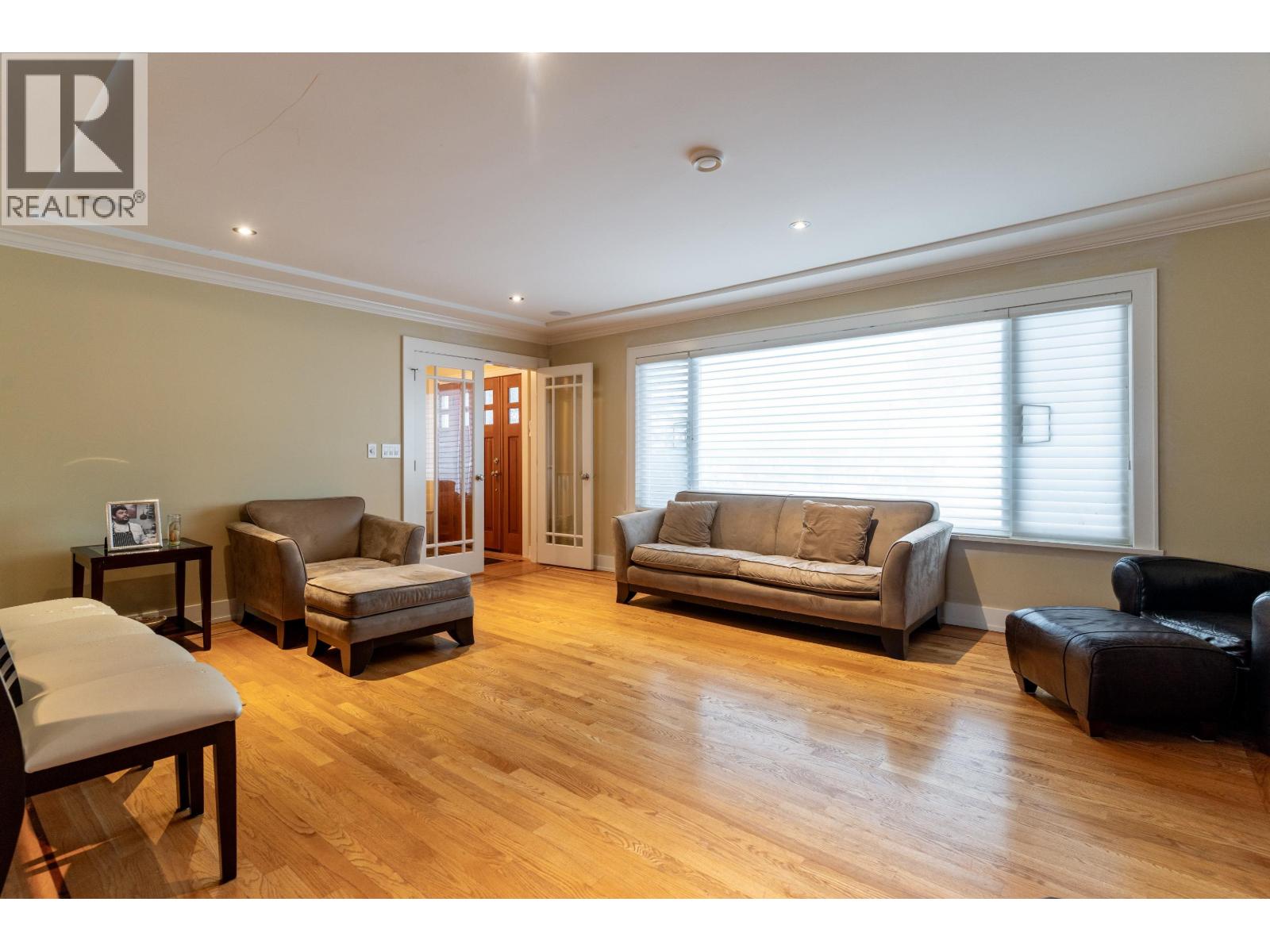 5570 Baillie Street, Vancouver, British Columbia  V5Z 3M8 - Photo 4 - R3047351