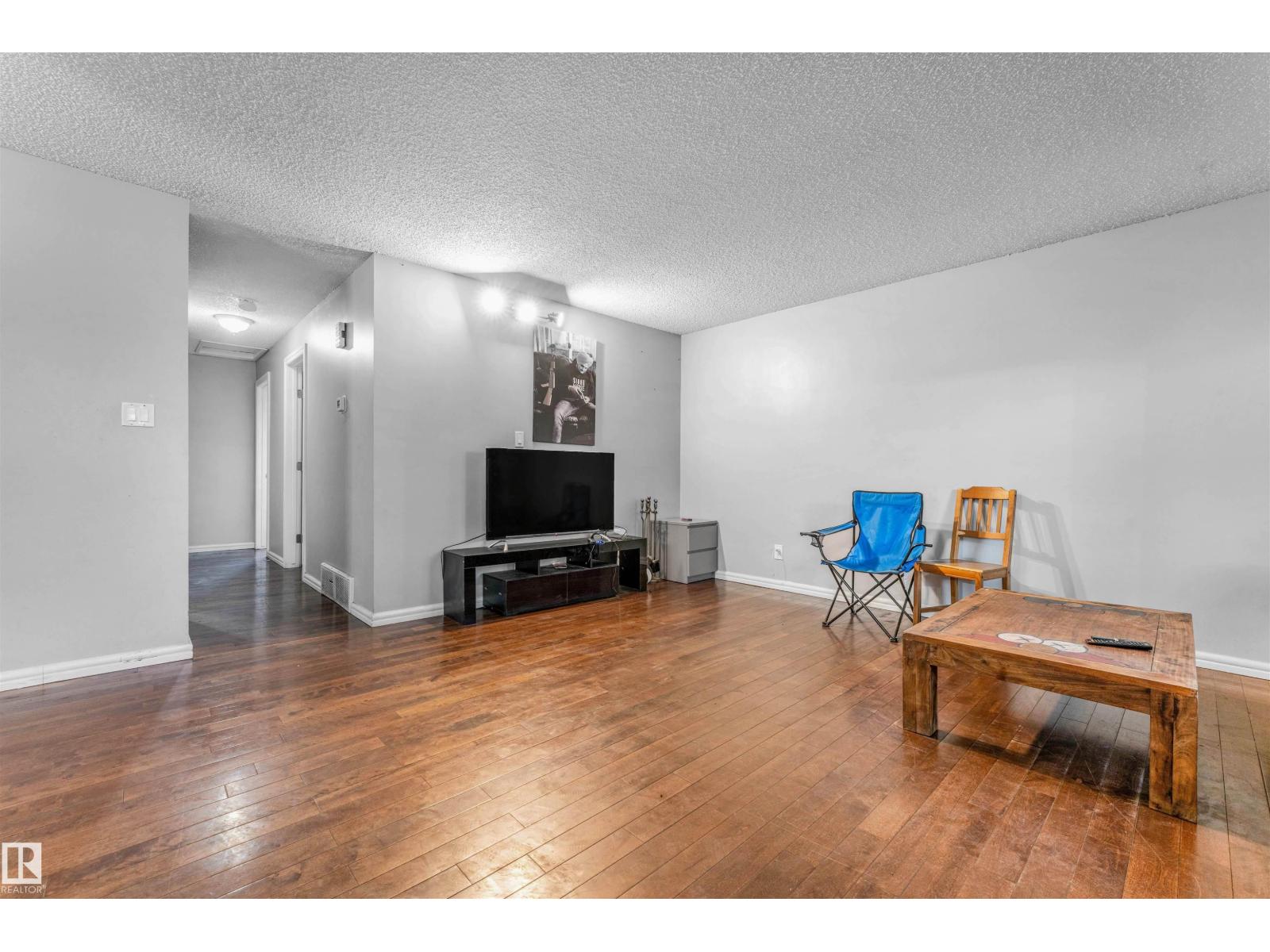 1027 61 St Nw, Edmonton, Alberta  T6L 3W2 - Photo 13 - E4457746