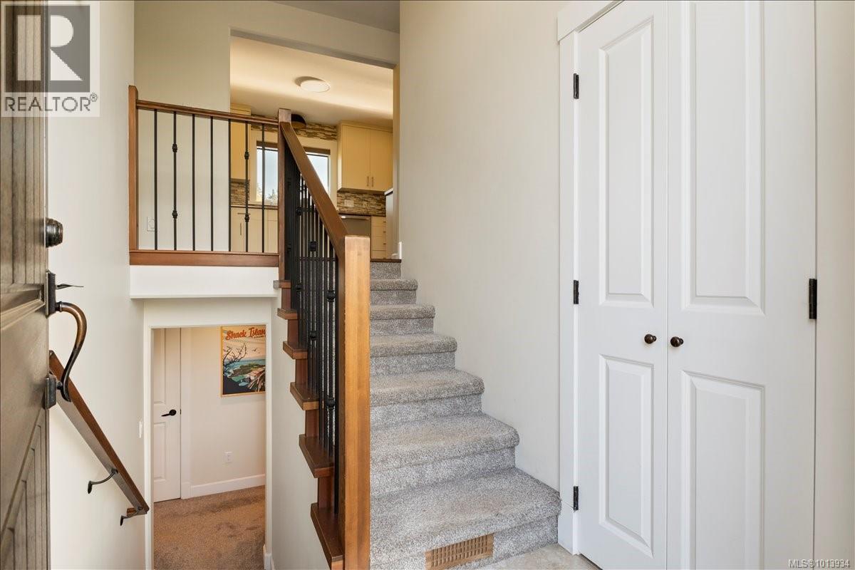 3733 Polaris Dr, Nanaimo, British Columbia  V9T 1N4 - Photo 12 - 1013934