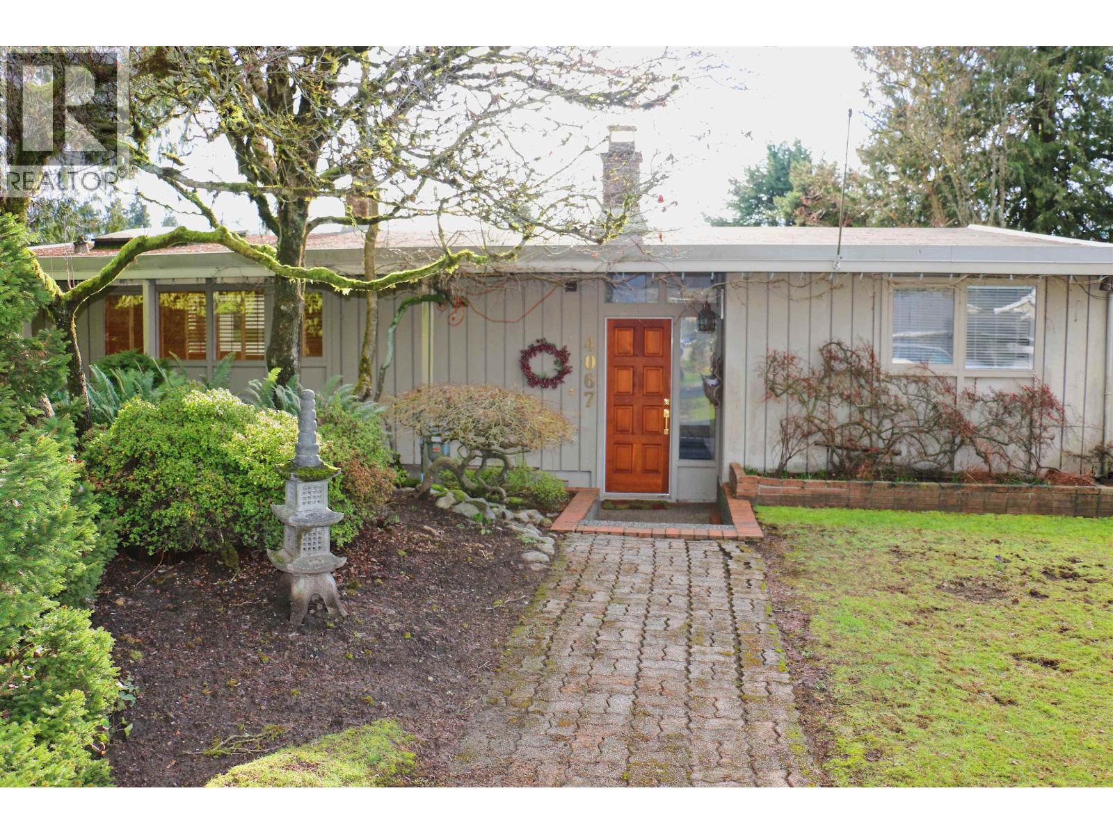 4067 SUNNYCREST DRIVE, North Vancouver, British Columbia