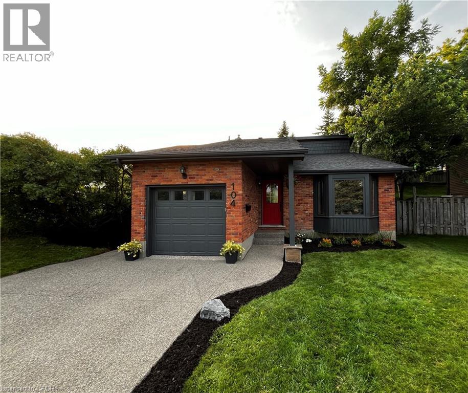 104 Homeview Place, Waterloo, Ontario  N2T 1A4 - Photo 2 - 40769788
