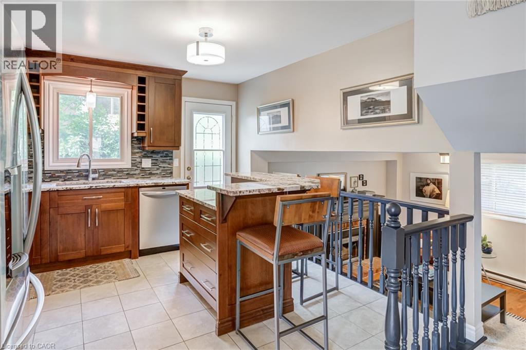 104 Homeview Place, Waterloo, Ontario  N2T 1A4 - Photo 15 - 40769788