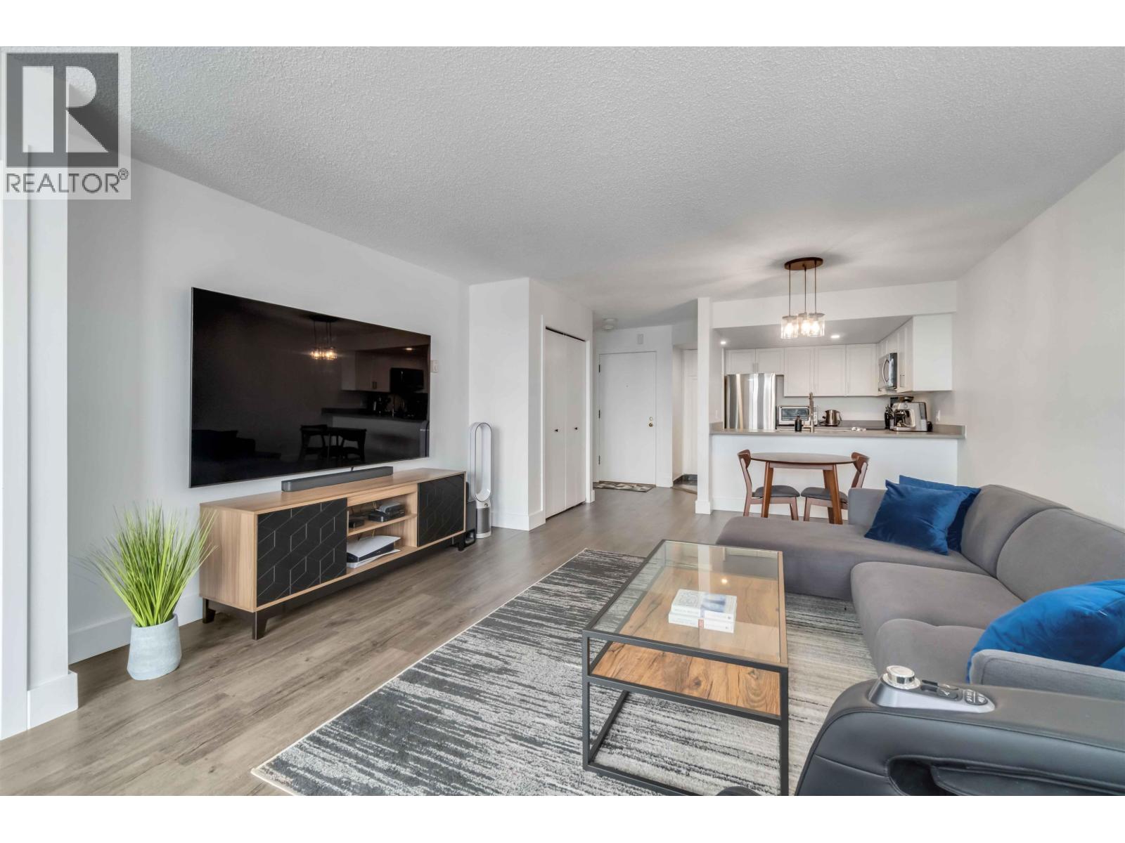 405 1045 Quayside Drive, New Westminster, British Columbia  V3M 6C9 - Photo 3 - R3048293