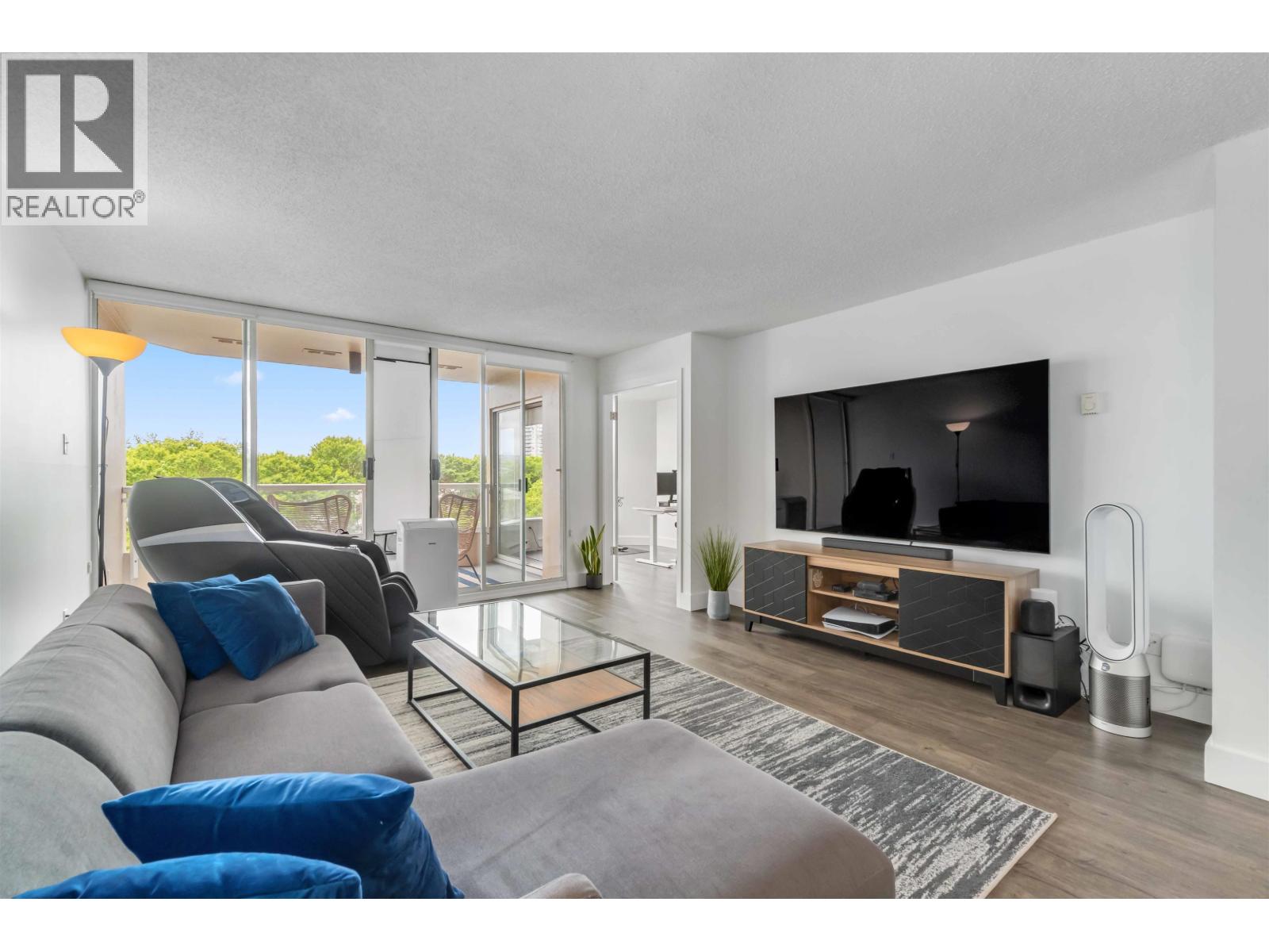 405 1045 Quayside Drive, New Westminster, British Columbia  V3M 6C9 - Photo 4 - R3048293