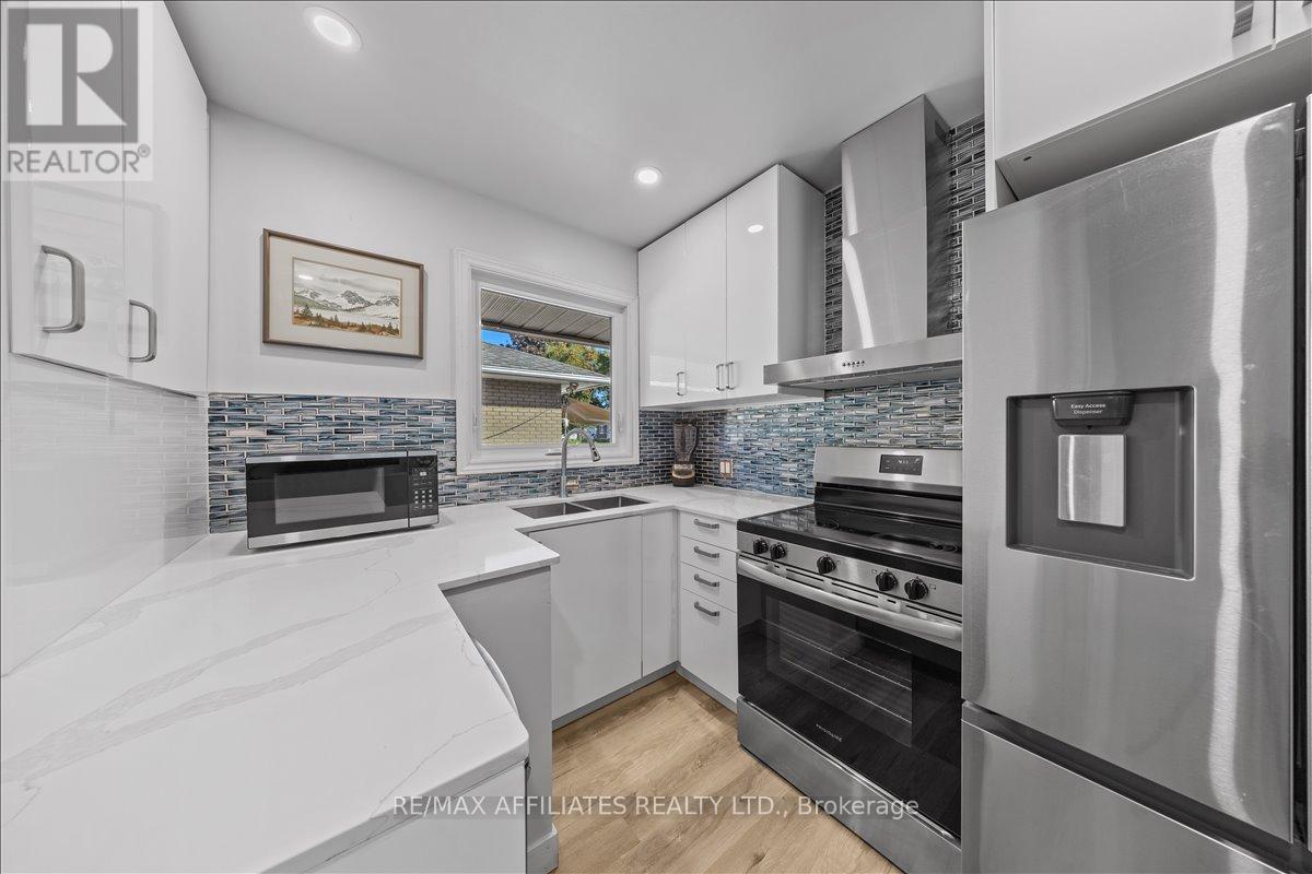 381 Spartan Avenue, Ottawa, Ontario  K1K 1J6 - Photo 11 - X12406779