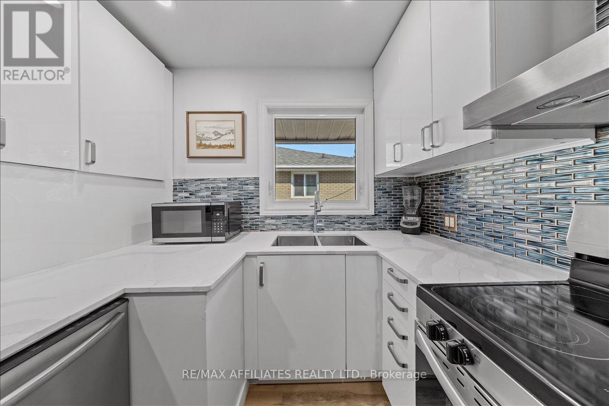 381 Spartan Avenue, Ottawa, Ontario  K1K 1J6 - Photo 12 - X12406779