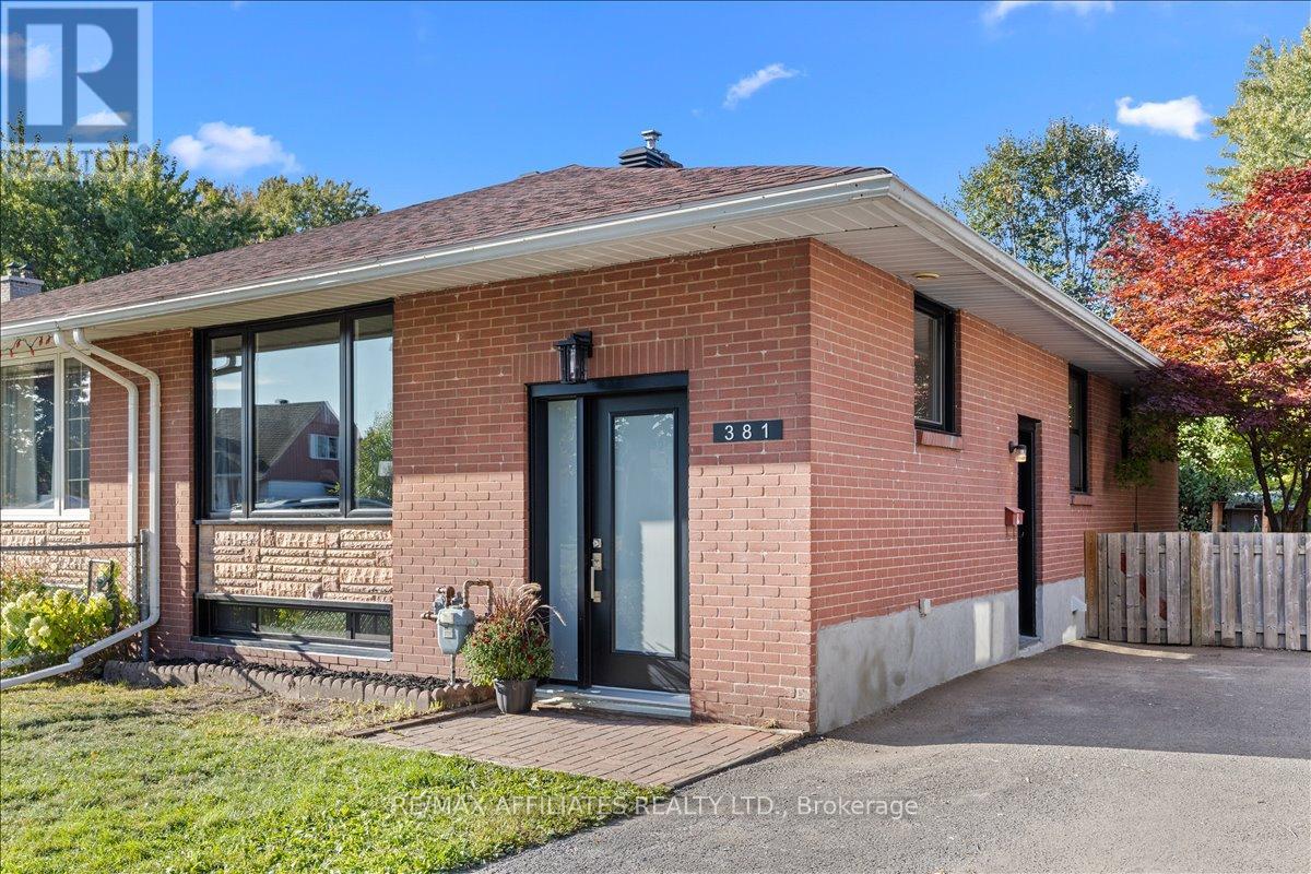 381 Spartan Avenue, Ottawa, Ontario  K1K 1J6 - Photo 2 - X12406779
