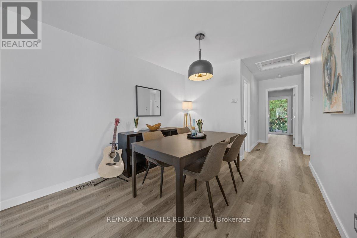 381 Spartan Avenue, Ottawa, Ontario  K1K 1J6 - Photo 8 - X12406779