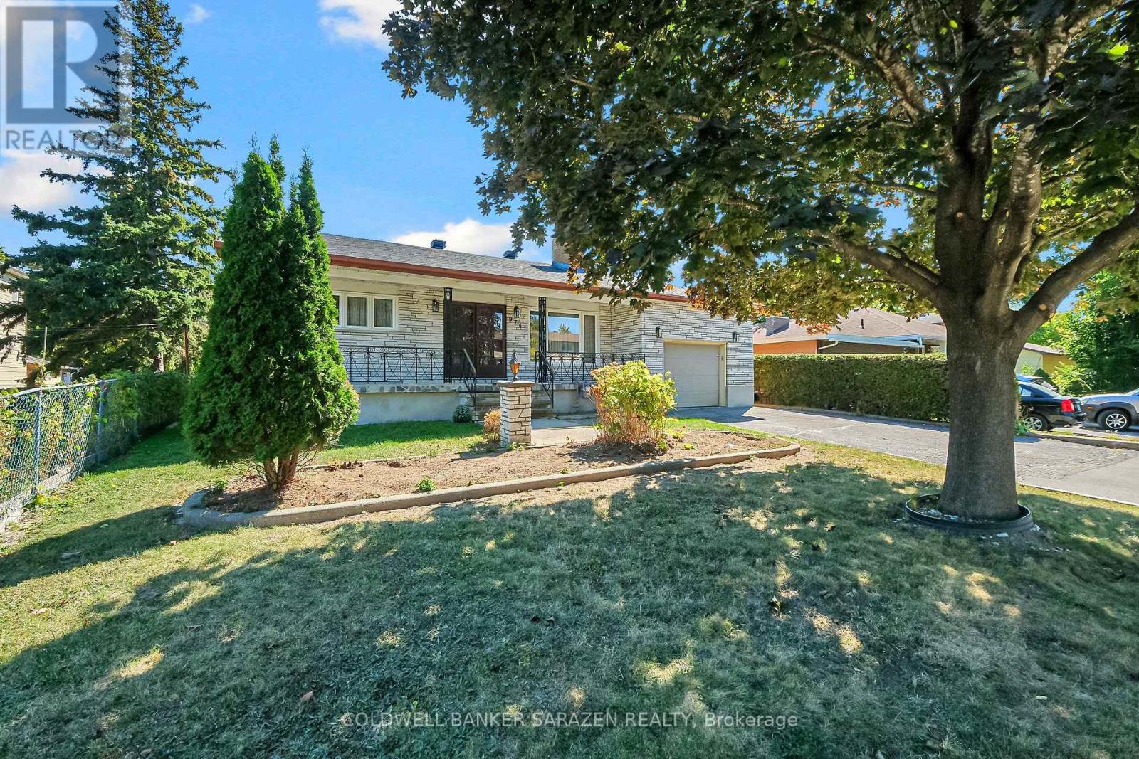 974 GREENBRIAR AVENUE, Ottawa, Ontario