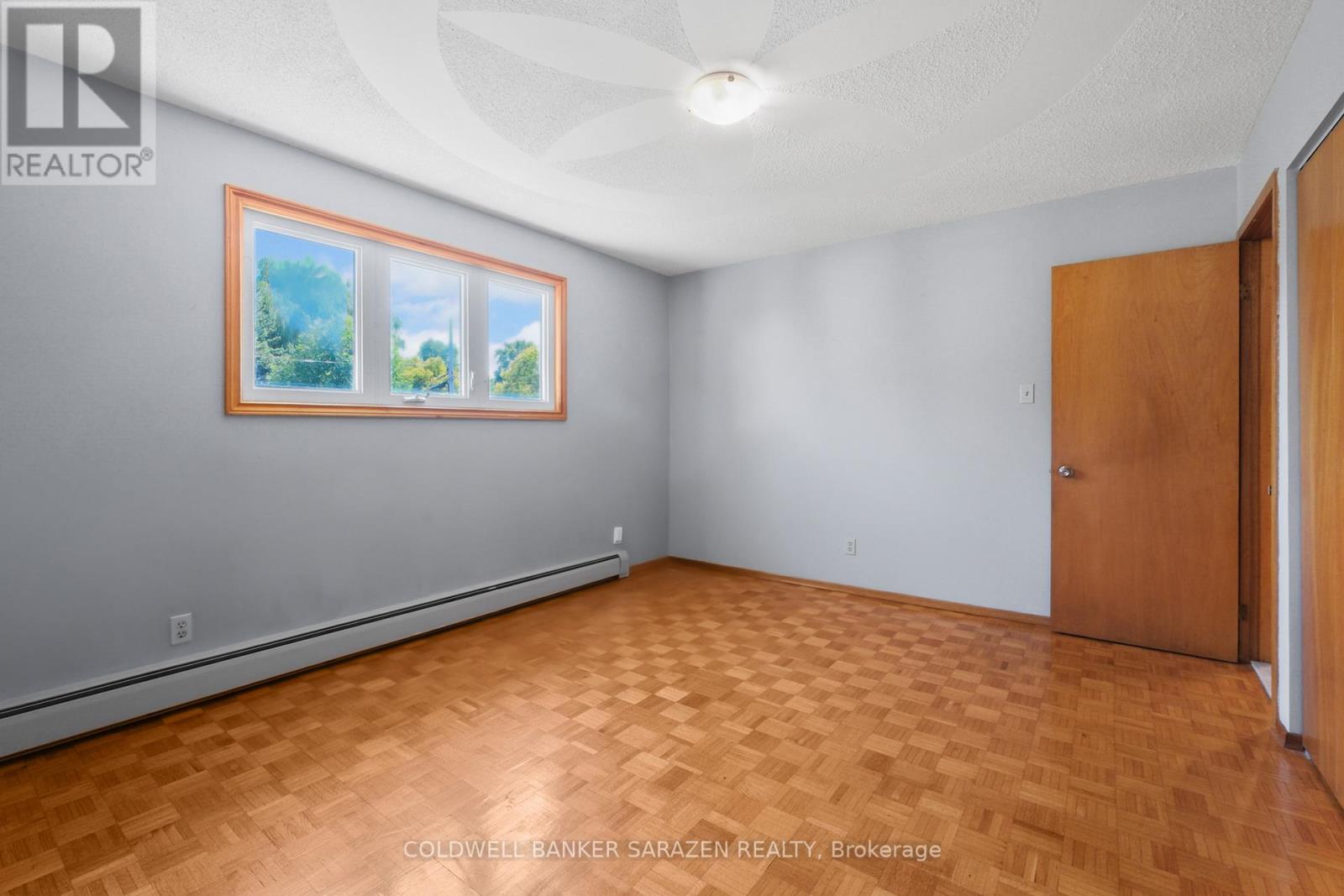 974 Greenbriar Avenue, Ottawa, Ontario  K2C 0J7 - Photo 34 - X12406850