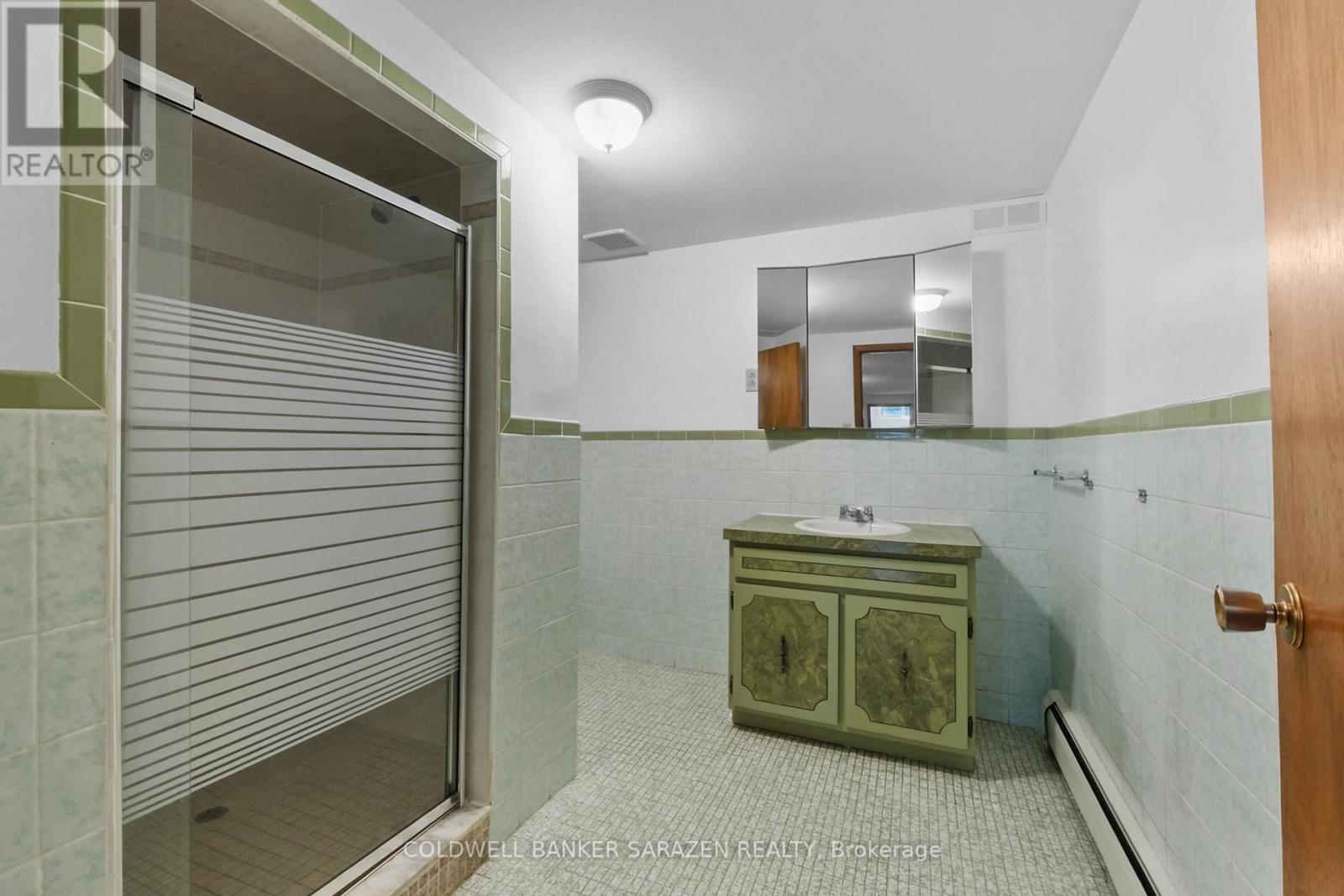 974 Greenbriar Avenue, Ottawa, Ontario  K2C 0J7 - Photo 40 - X12406850