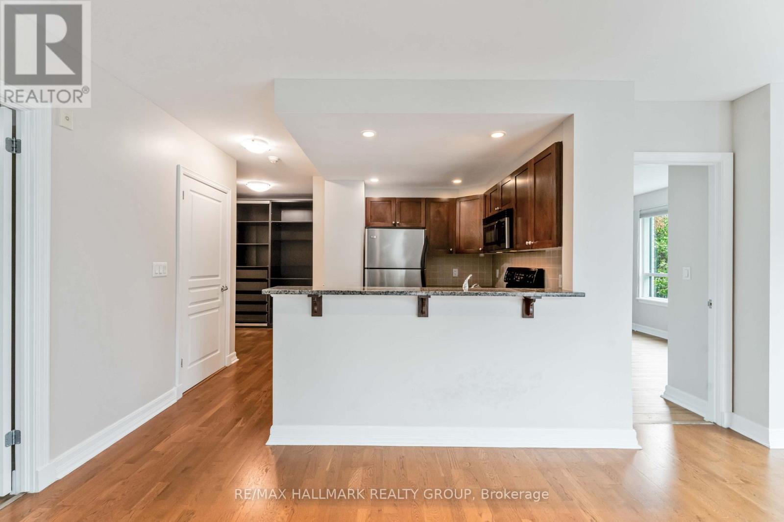 204 - 200 Besserer Street, Ottawa, Ontario  K1N 0A7 - Photo 25 - X12406854