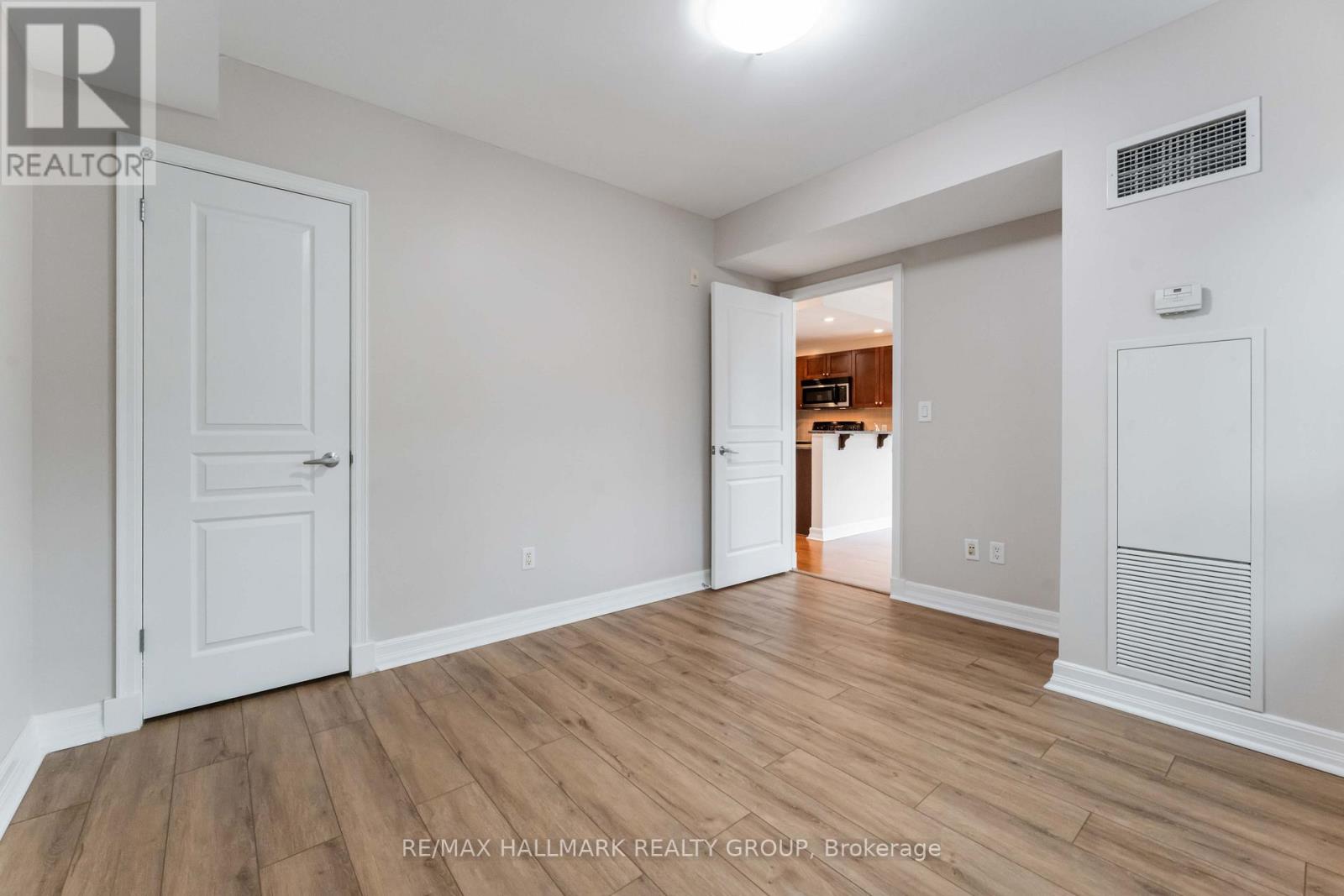 204 - 200 Besserer Street, Ottawa, Ontario  K1N 0A7 - Photo 32 - X12406854
