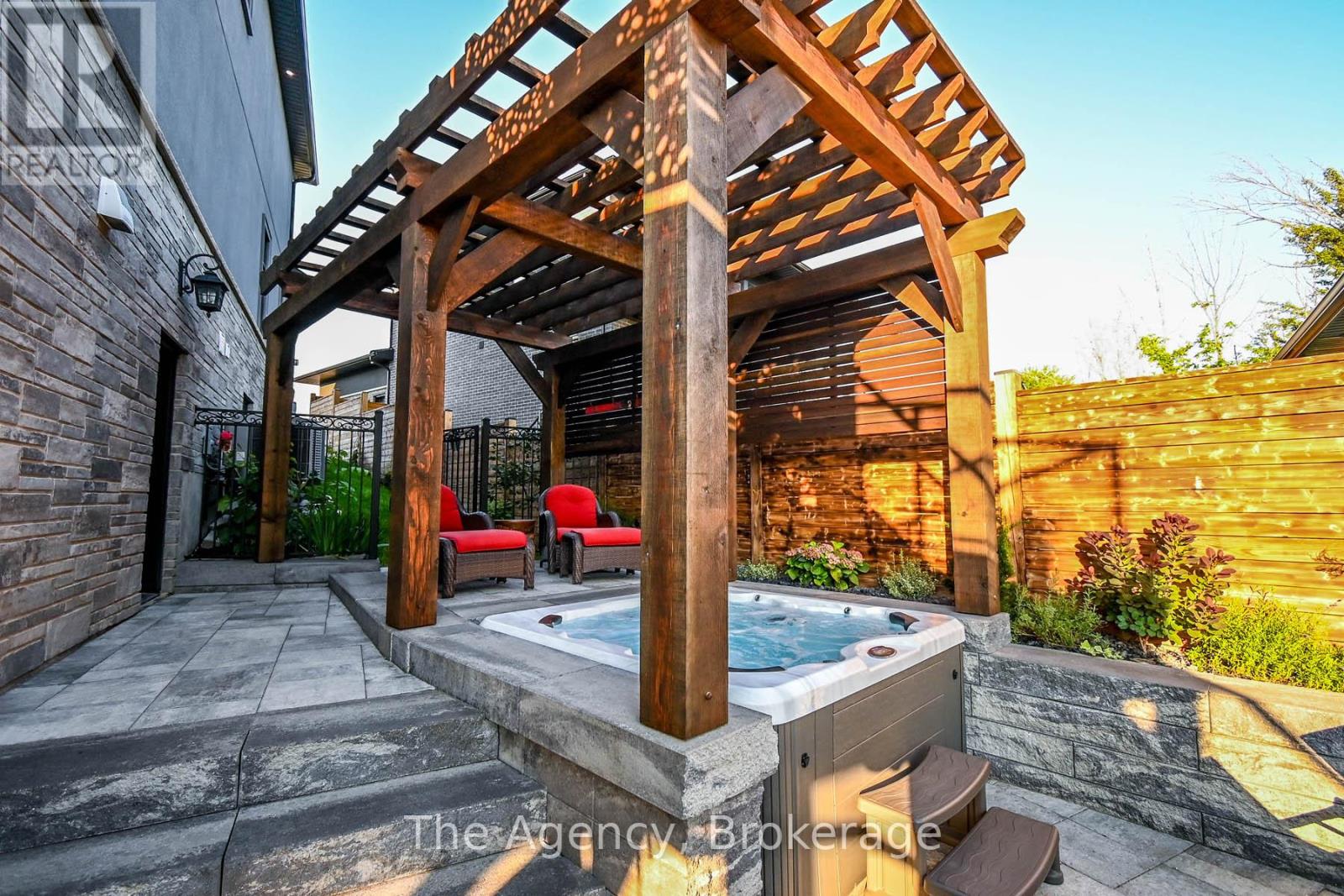 119 Willowbrook Drive, Welland, Ontario  L3C 0G2 - Photo 46 - X12406844