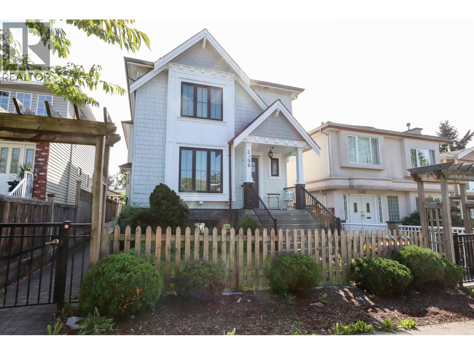 2496 BROCK STREET, Vancouver, British Columbia