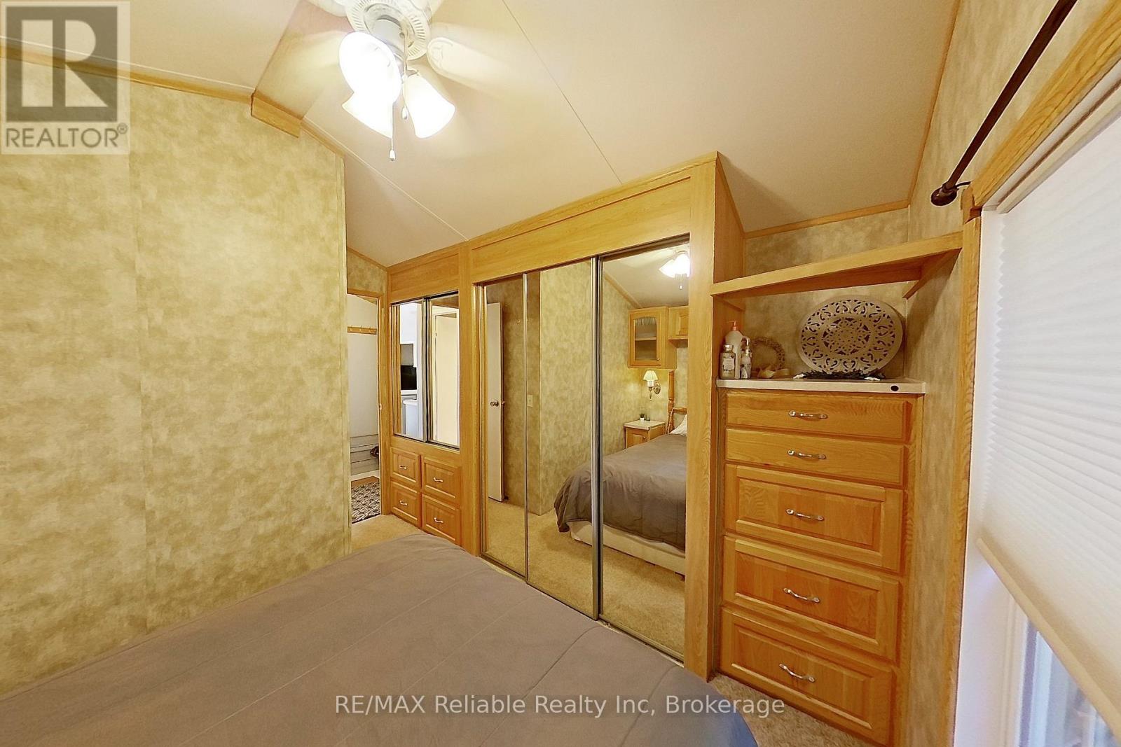 19 - 76735 Wildwood Line, Bluewater, Ontario  N0M 1G0 - Photo 8 - X12406787