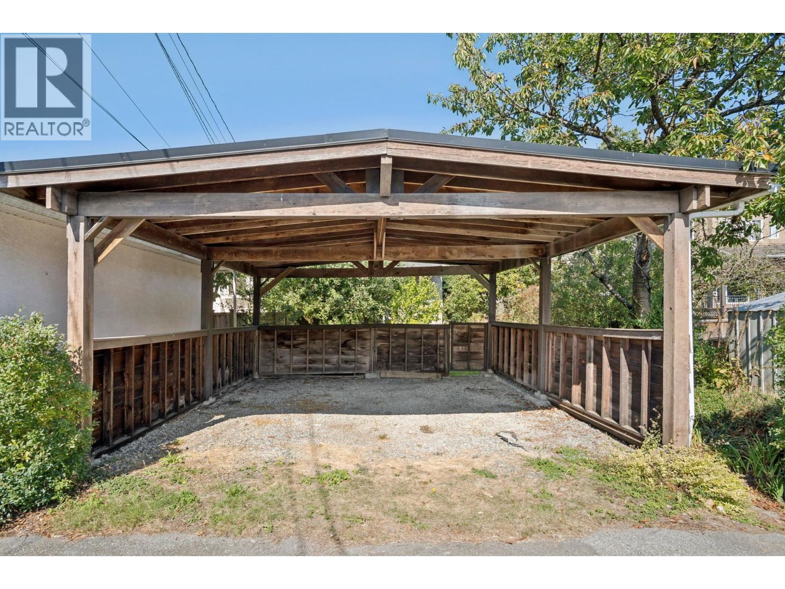 2746 West 41st, Vancouver, British Columbia  V6N 3C4 - Photo 13 - R3048312