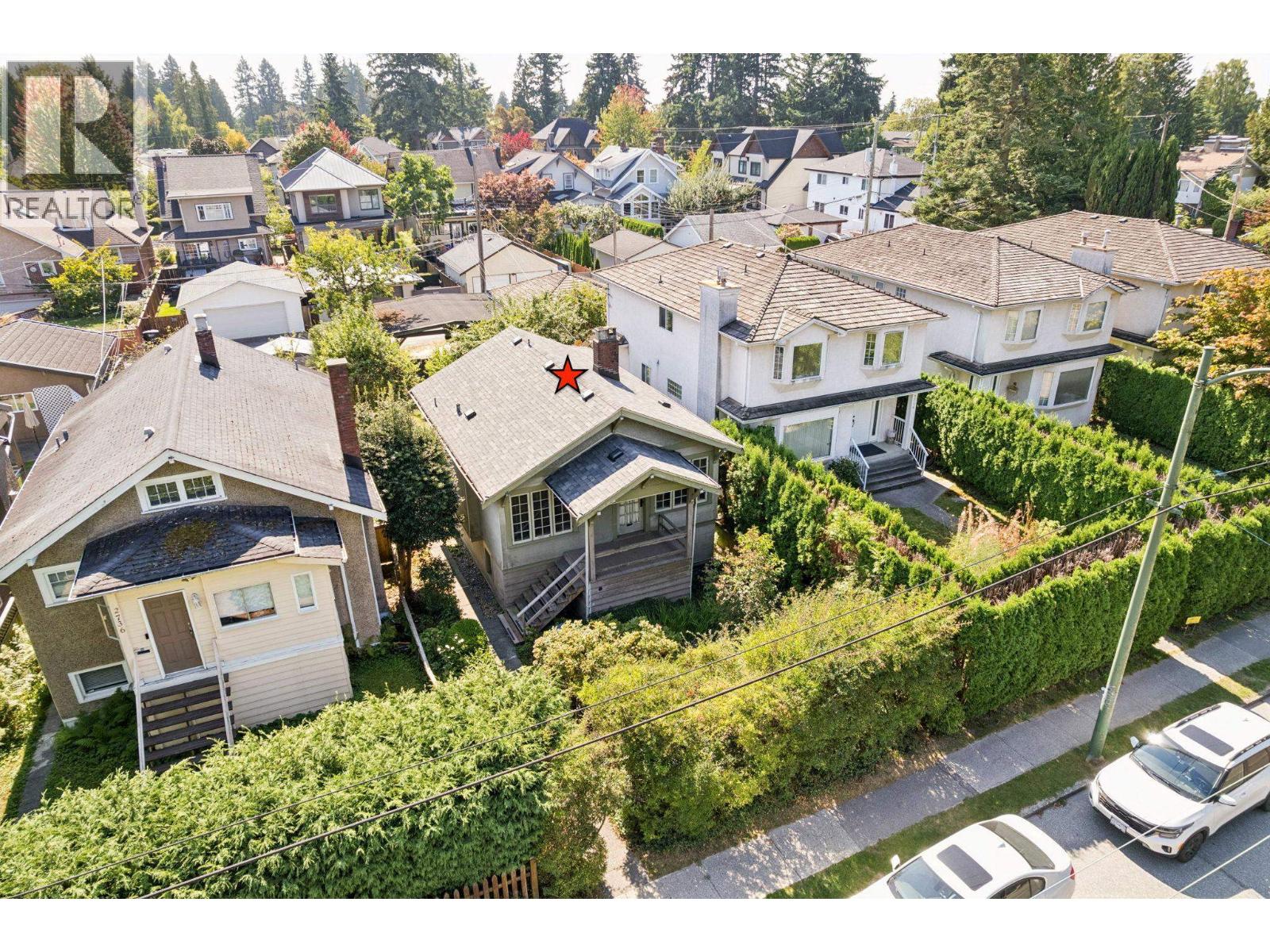 2746 West 41st, Vancouver, British Columbia  V6N 3C4 - Photo 2 - R3048312