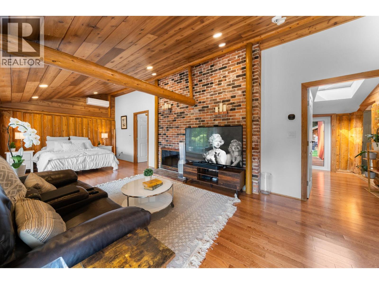 2540 Boswell Avenue, North Vancouver, British Columbia  V7H 1L7 - Photo 16 - R3048322
