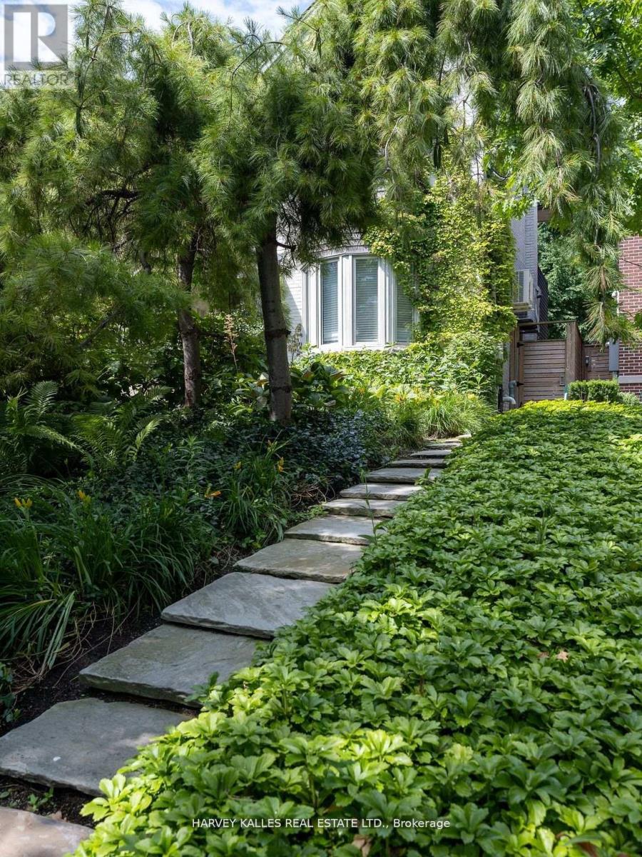 38 Dunvegan Road, Toronto (Forest Hill South), Ontario  M4V 2P6 - Photo 31 - C12406560