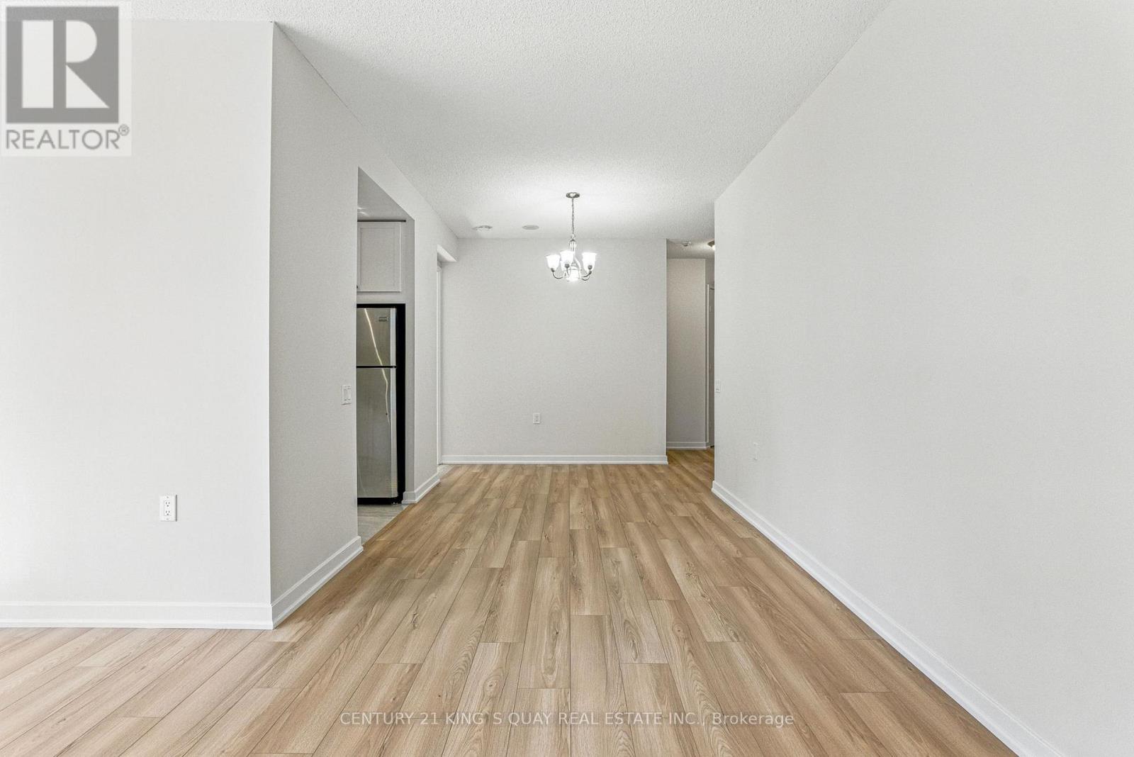 810 - 85 Bloor Street E, Toronto, Ontario  M4W 1B4 - Photo 10 - C12406660
