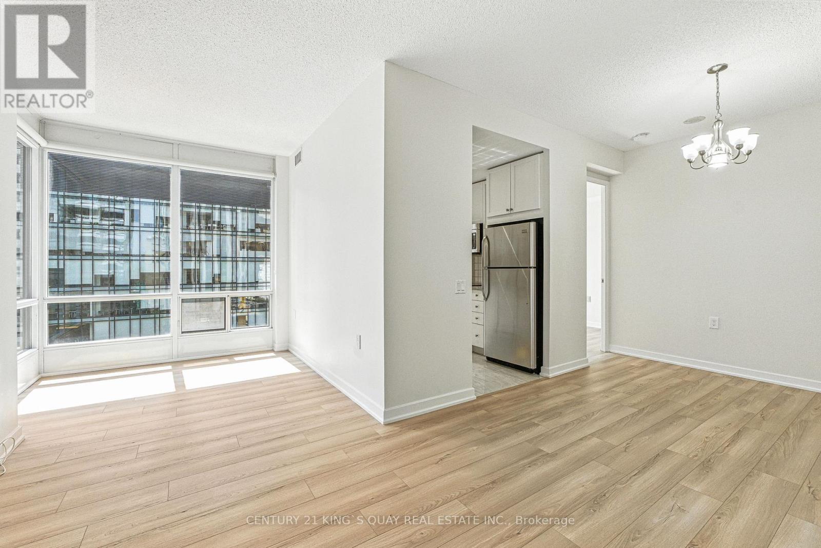 810 - 85 Bloor Street E, Toronto, Ontario  M4W 1B4 - Photo 11 - C12406660