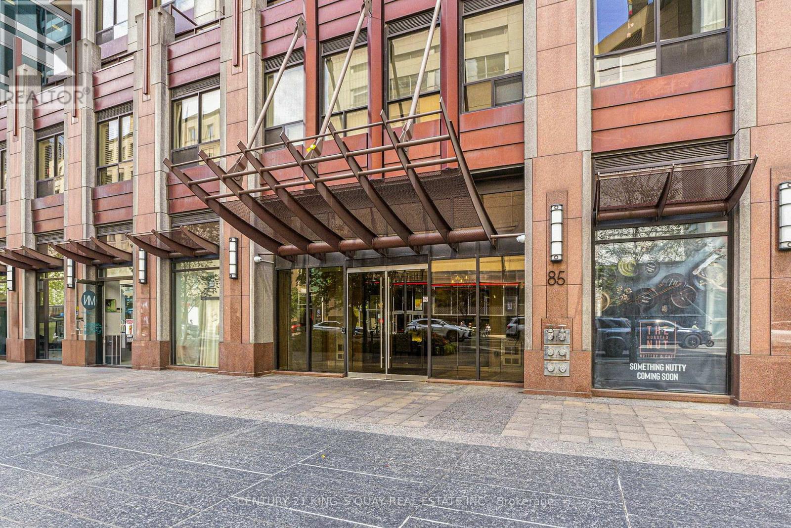 810 - 85 Bloor Street E, Toronto, Ontario  M4W 1B4 - Photo 2 - C12406660