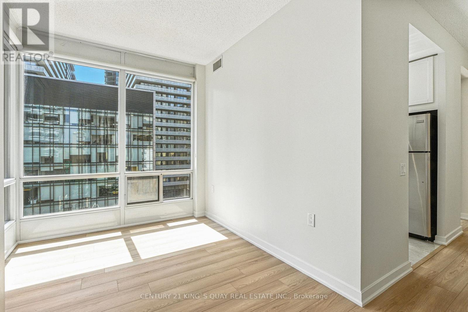 810 - 85 Bloor Street E, Toronto, Ontario  M4W 1B4 - Photo 21 - C12406660