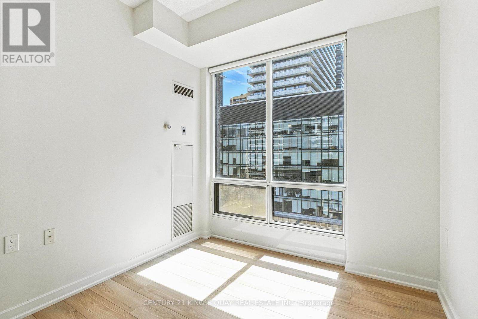 810 - 85 Bloor Street E, Toronto, Ontario  M4W 1B4 - Photo 30 - C12406660