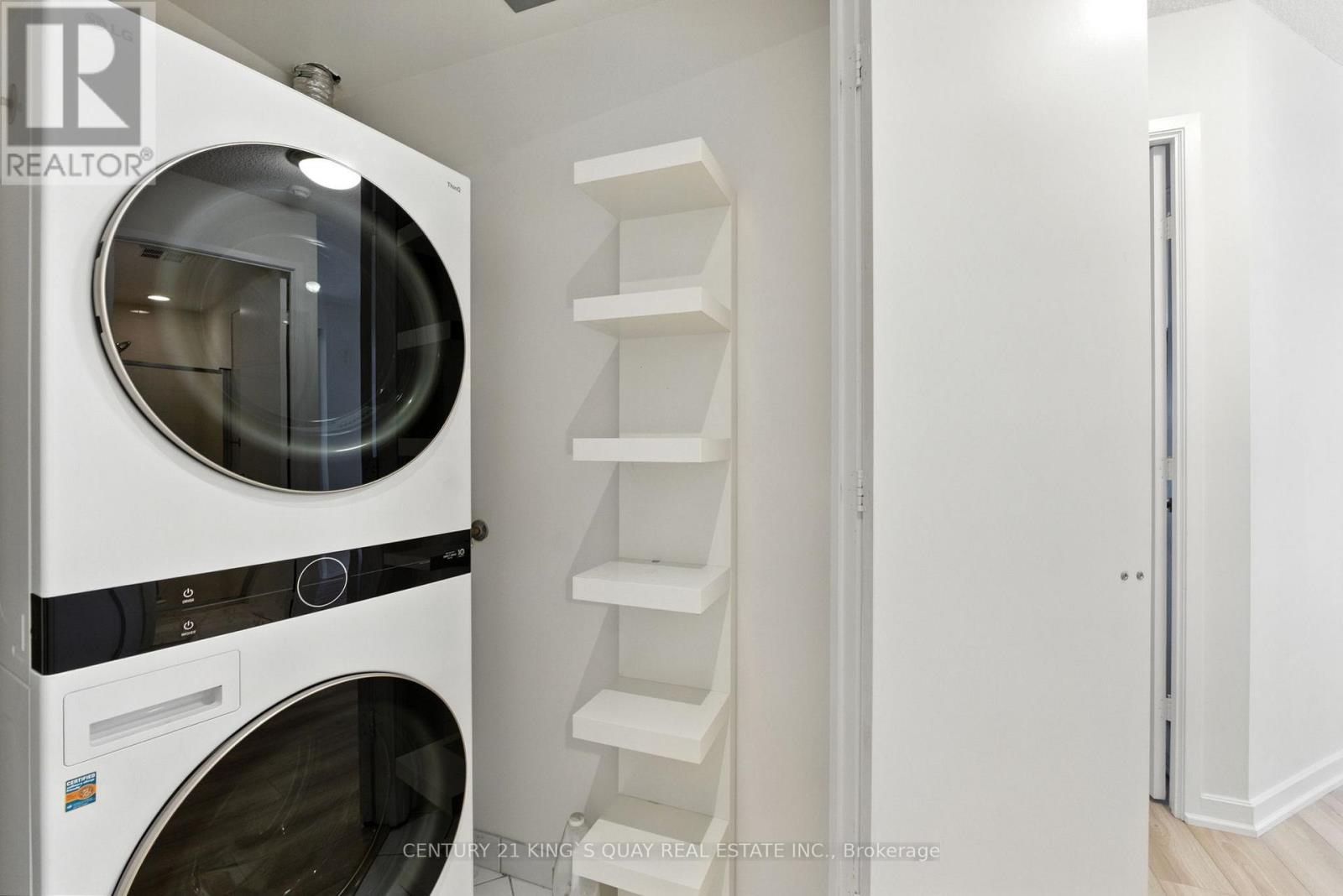 810 - 85 Bloor Street E, Toronto, Ontario  M4W 1B4 - Photo 40 - C12406660