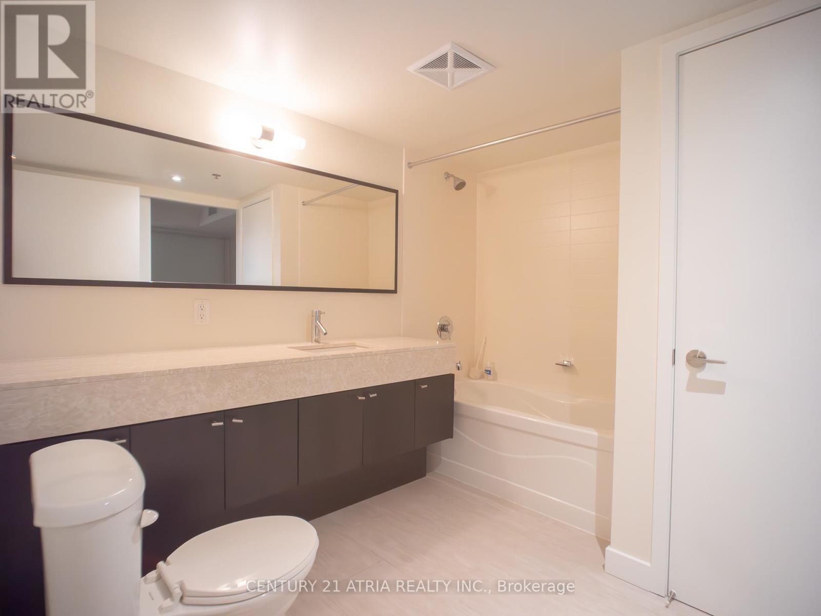 209 - 21 Nelson Street, Toronto, Ontario  M5V 3H9 - Photo 11 - C12406710