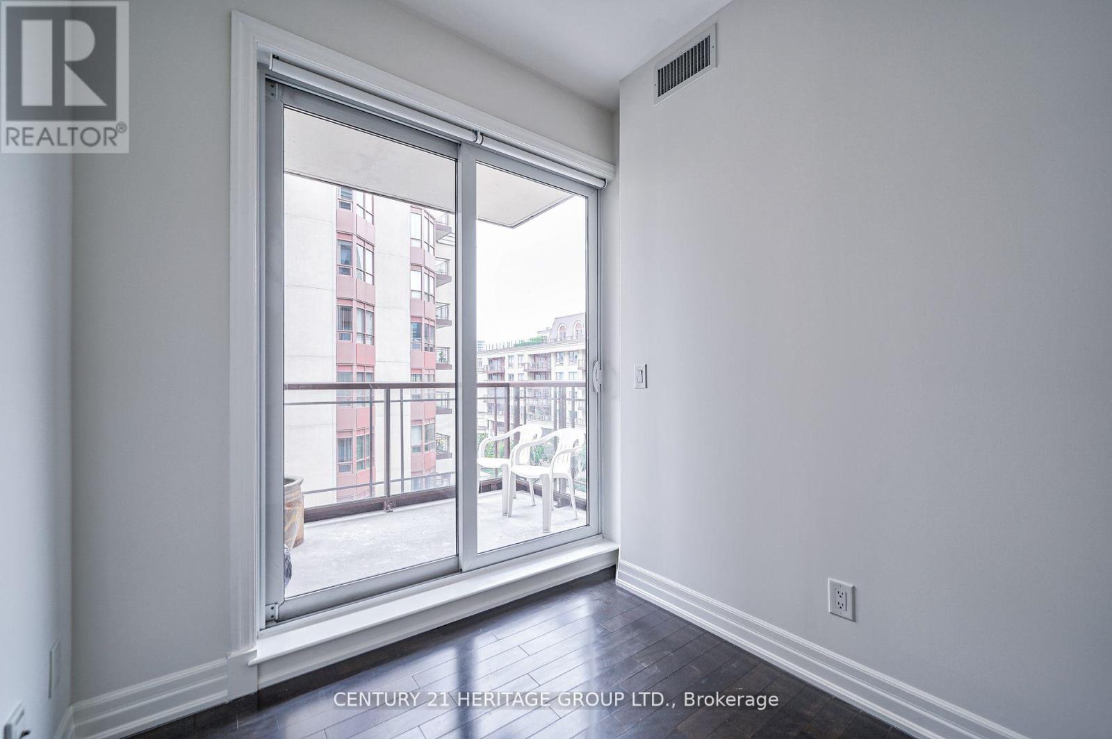 501 - 23 Rean Drive, Toronto, Ontario  M2K 0A5 - Photo 16 - C12406741