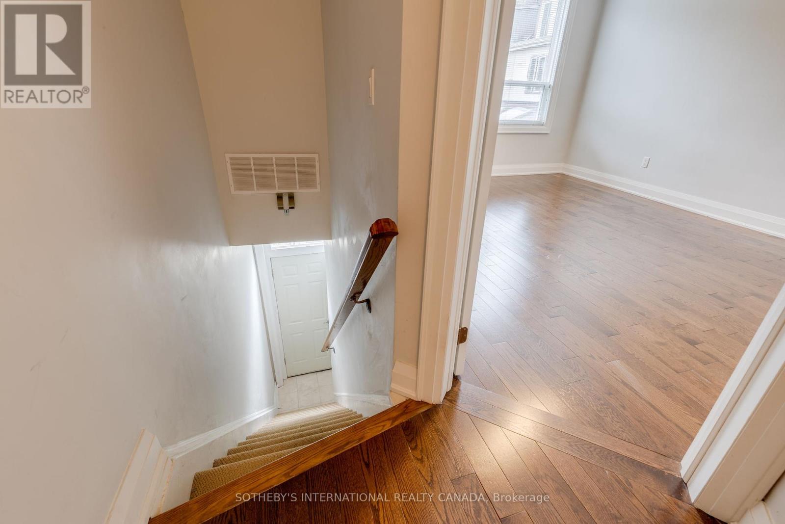 412 Wellesley Street E, Toronto, Ontario  M4X 1H6 - Photo 33 - C12406447